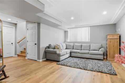 1432 Hickory Hollow NE Solon IA 52333