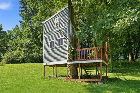1432 Hickory Hollow NE Solon IA 52333