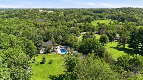 1432 Hickory Hollow NE Solon IA 52333