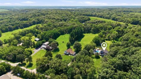 1432 Hickory Hollow NE Solon IA 52333