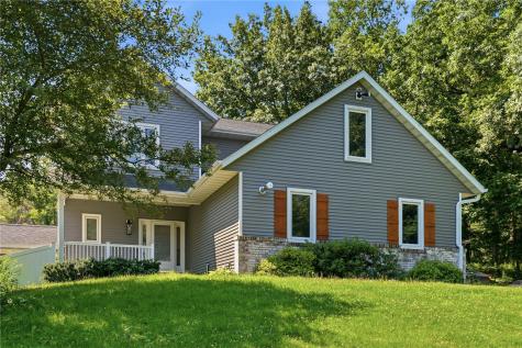 1432 Hickory Hollow NE Solon IA 52333