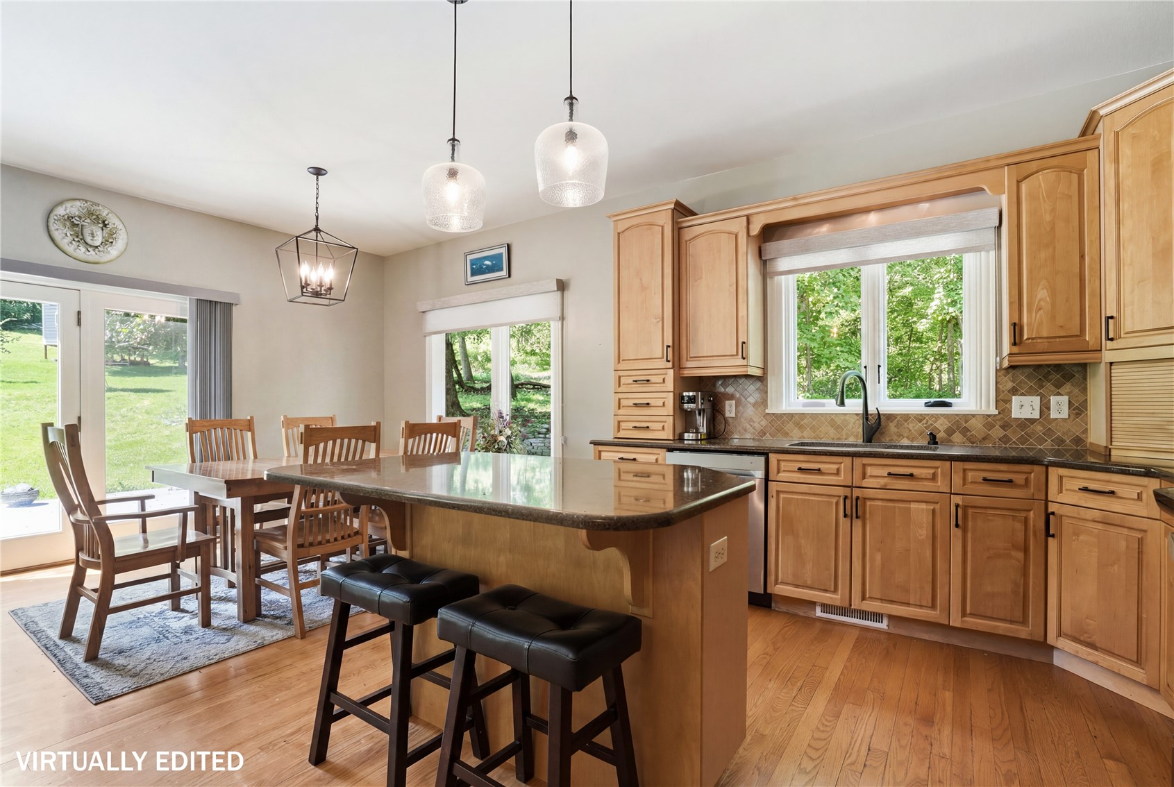 1432 Hickory Hollow NE Solon IA 52333