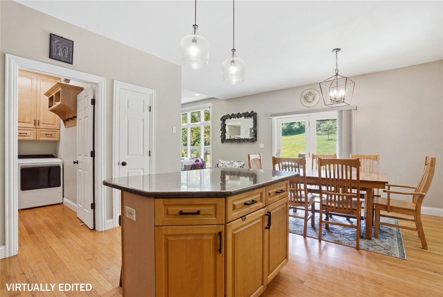1432 Hickory Hollow NE Solon IA 52333