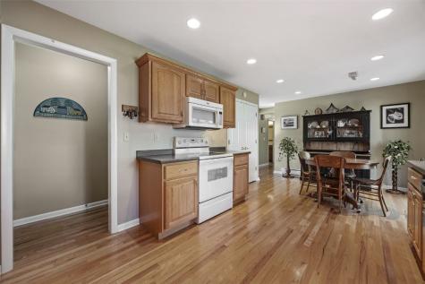 3830 Skylark Lane SE Cedar Rapids IA 52403