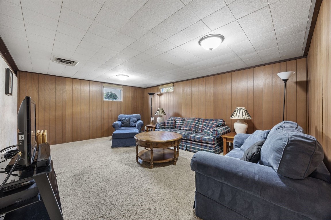 3830 Skylark Lane SE Cedar Rapids IA 52403
