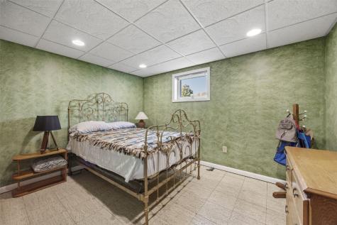 3830 Skylark Lane SE Cedar Rapids IA 52403