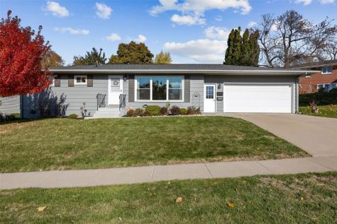 3830 Skylark Lane SE Cedar Rapids IA 52403