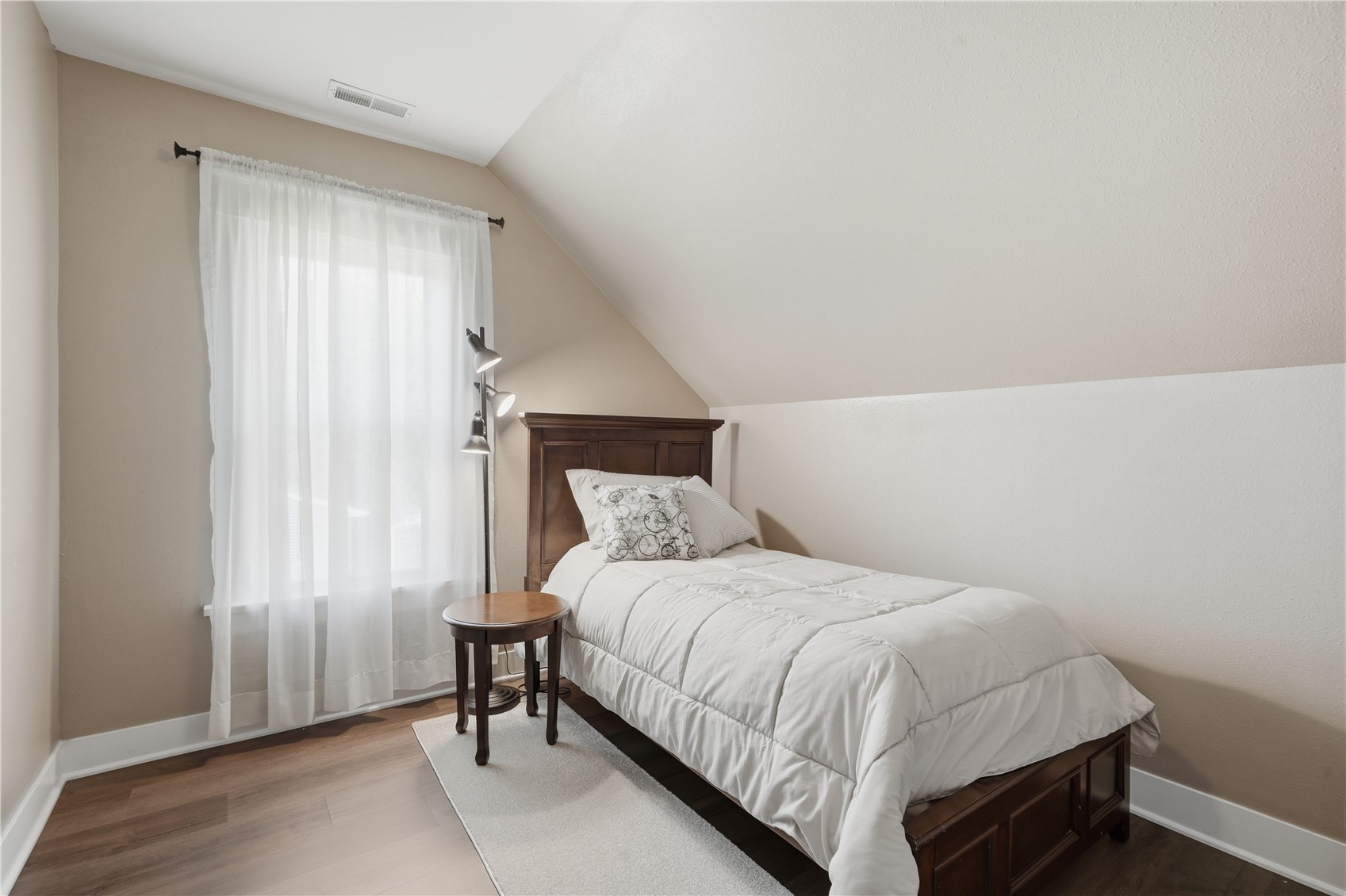 1106 J Avenue NW Cedar Rapids IA 52405