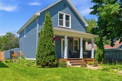 1106 J Avenue NW Cedar Rapids IA 52405