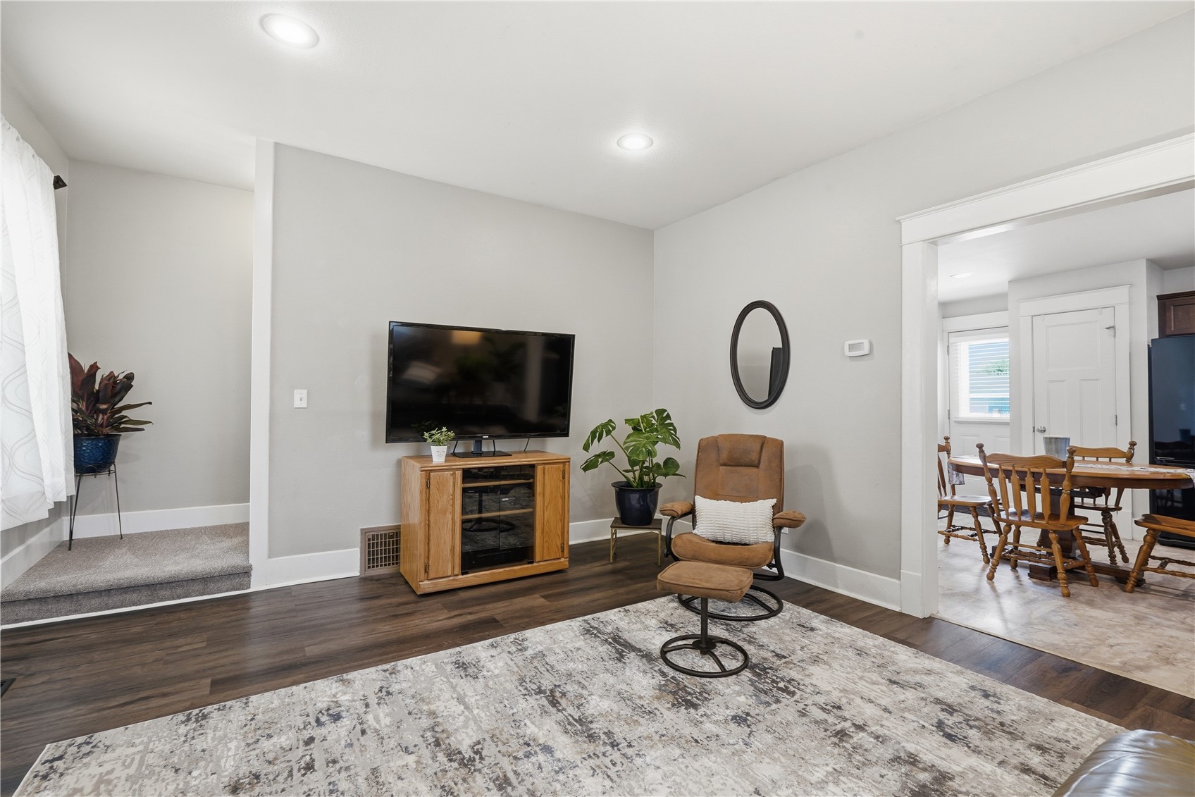 1106 J Avenue NW Cedar Rapids IA 52405