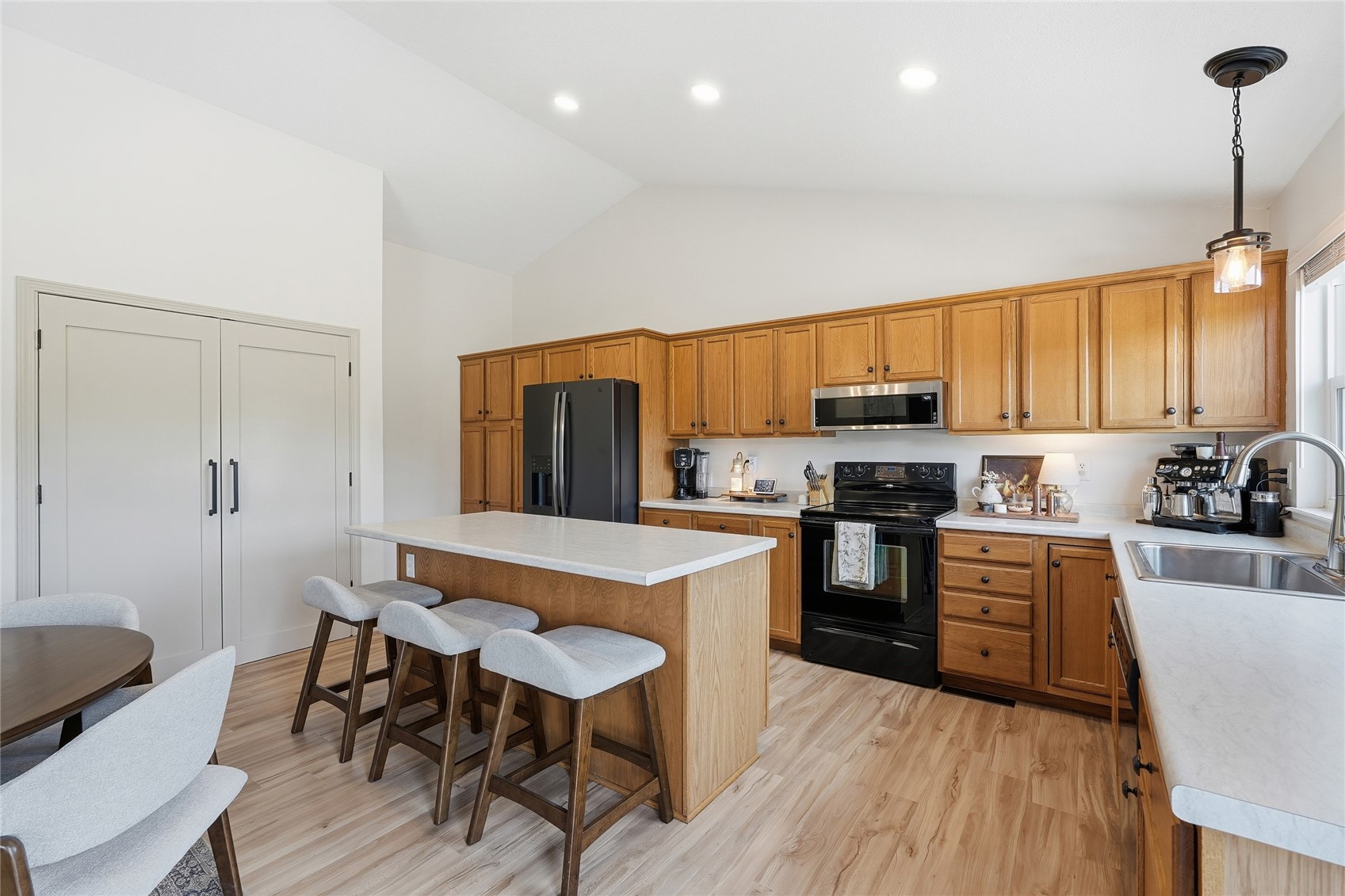 2702 29th Avenue SW Cedar Rapids IA 52404