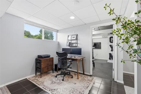2702 29th Avenue SW Cedar Rapids IA 52404