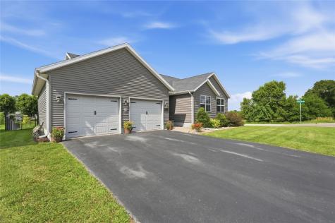 2702 29th Avenue SW Cedar Rapids IA 52404