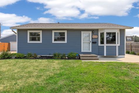825 Valleyview Drive Marion IA 52302
