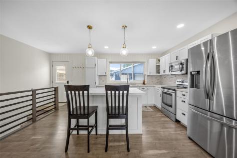 825 Valleyview Drive Marion IA 52302