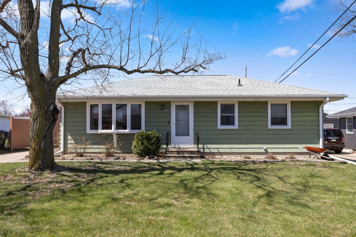 342 24th Street NW Cedar Rapids IA 52405
