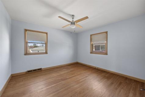 342 24th Street NW Cedar Rapids IA 52405