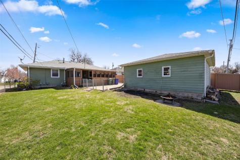 342 24th Street NW Cedar Rapids IA 52405