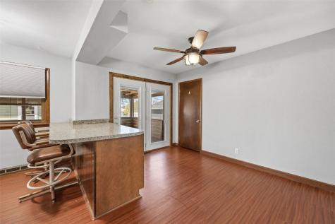 342 24th Street NW Cedar Rapids IA 52405