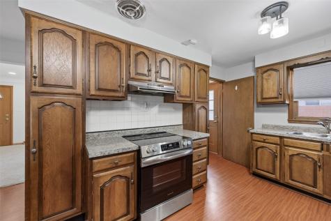 342 24th Street NW Cedar Rapids IA 52405