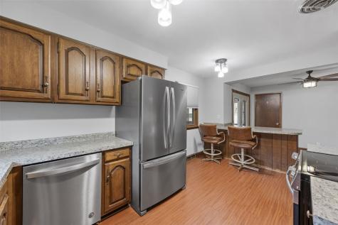 342 24th Street NW Cedar Rapids IA 52405