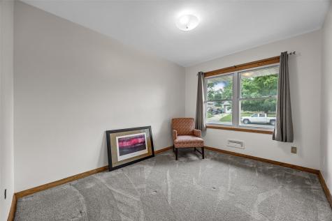 423 32nd Street SE Cedar Rapids IA 52403