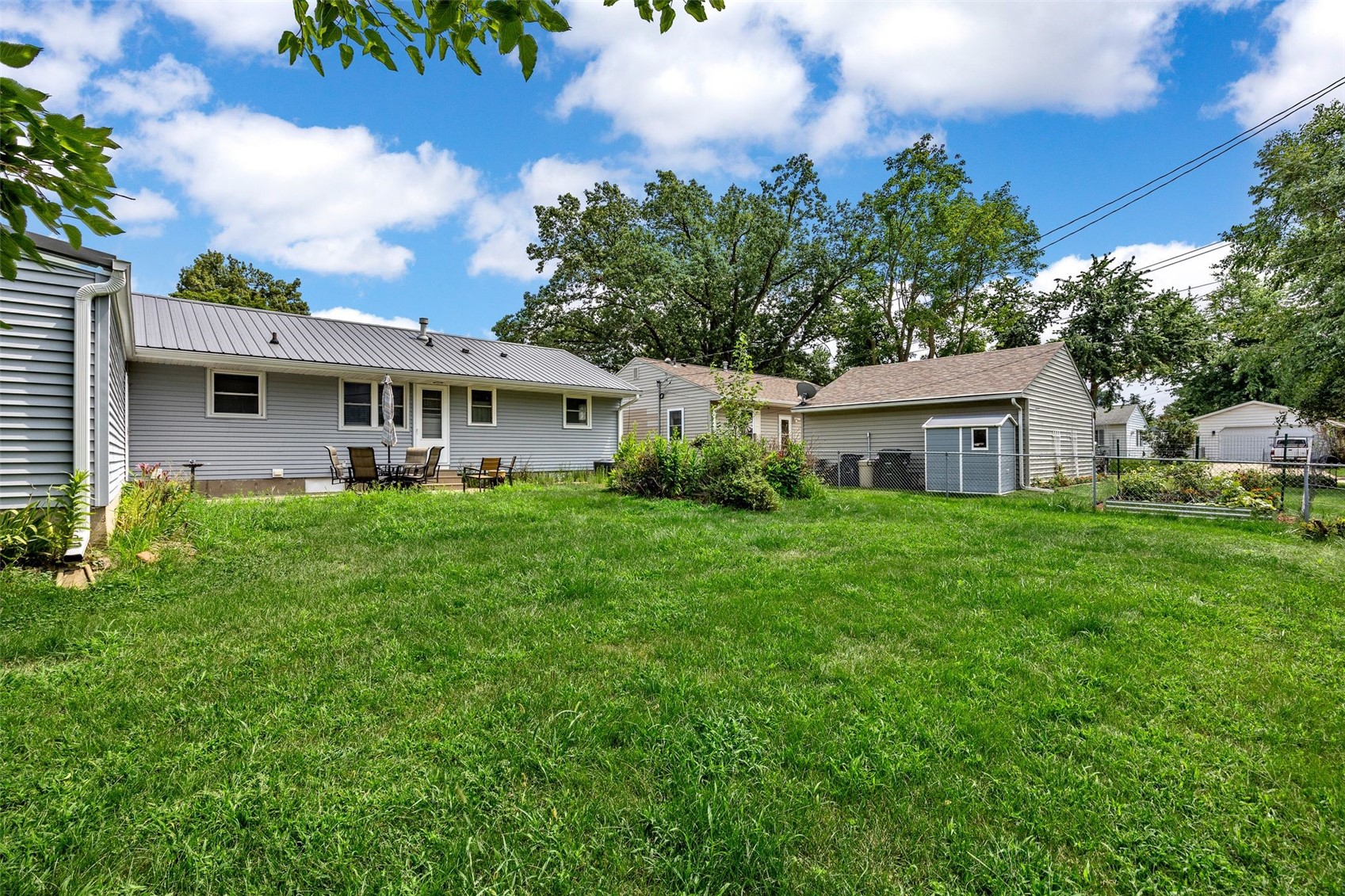 423 32nd Street SE Cedar Rapids IA 52403