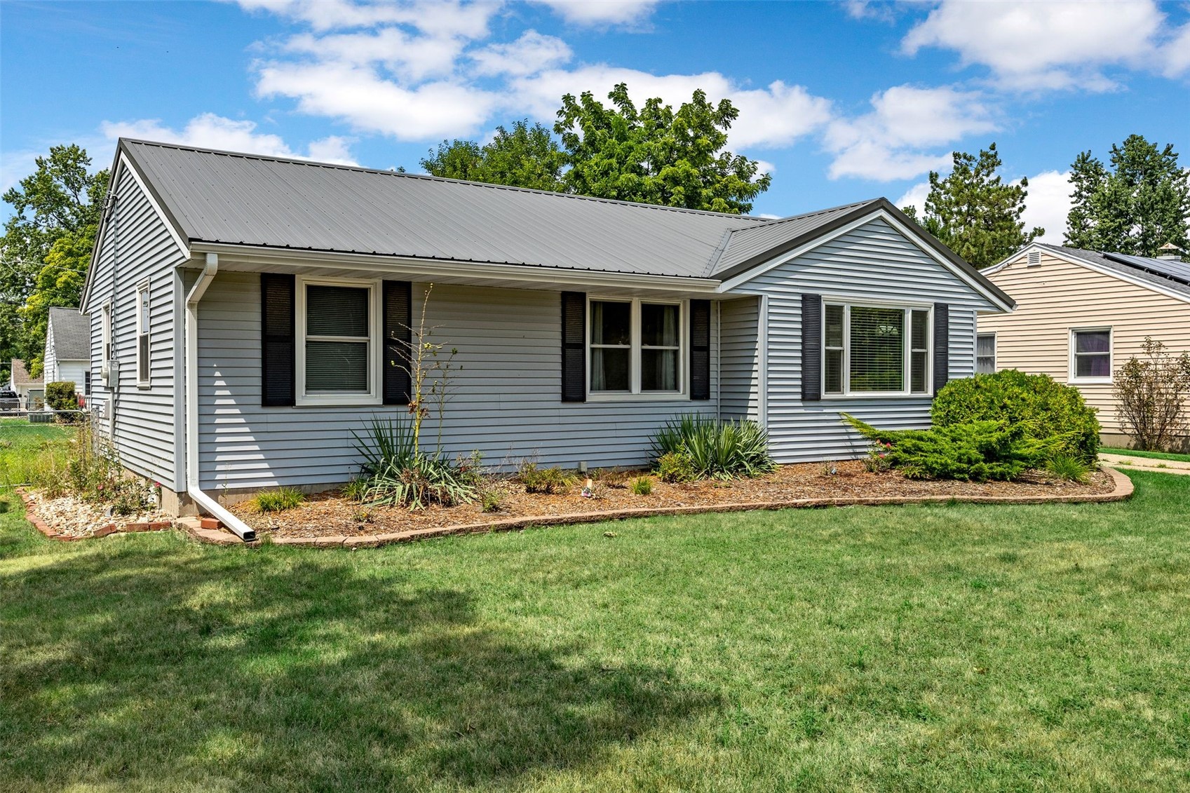 423 32nd Street SE Cedar Rapids IA 52403