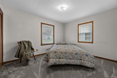 423 32nd Street SE Cedar Rapids IA 52403