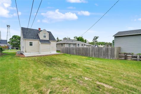 1216 22nd Avenue SW Cedar Rapids IA 52404
