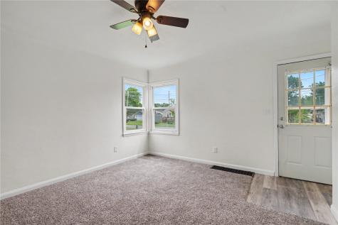 1216 22nd Avenue SW Cedar Rapids IA 52404