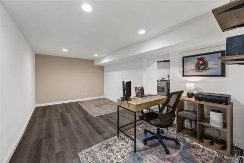 2629 Mt Vernon Road SE Cedar Rapids IA 52403