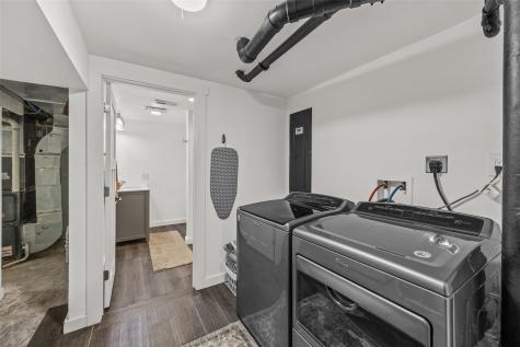 2629 Mt Vernon Road SE Cedar Rapids IA 52403