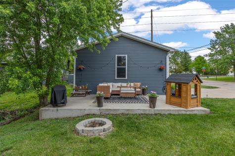 2629 Mt Vernon Road SE Cedar Rapids IA 52403