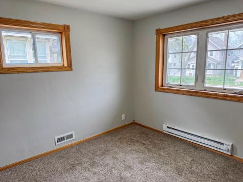 1737 Bever Avenue SE Cedar Rapids IA 52403