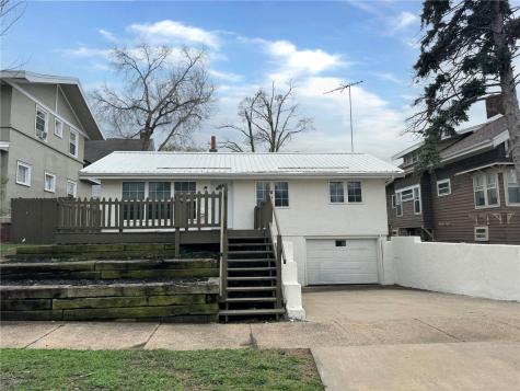 1737 Bever Avenue SE Cedar Rapids IA 52403
