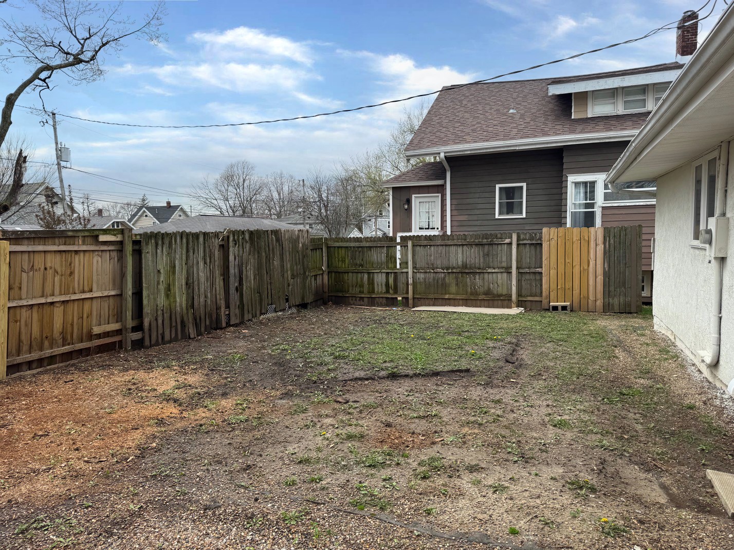 1737 Bever Avenue SE Cedar Rapids IA 52403
