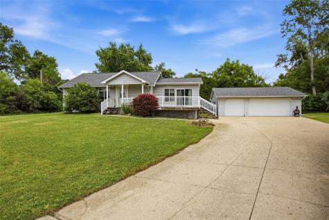 5221 Old Ely Road SW Cedar Rapids IA 52404