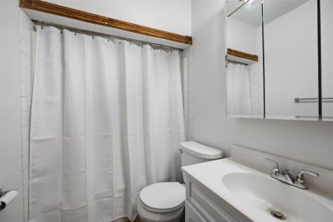 5221 Old Ely Road SW Cedar Rapids IA 52404