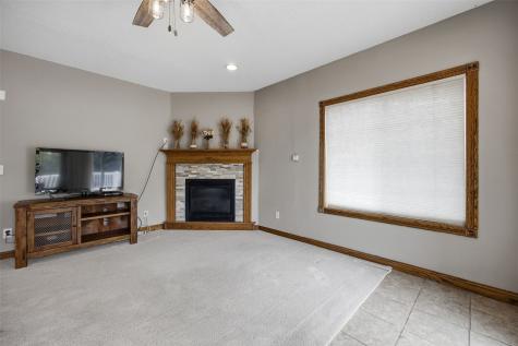 5221 Old Ely Road SW Cedar Rapids IA 52404