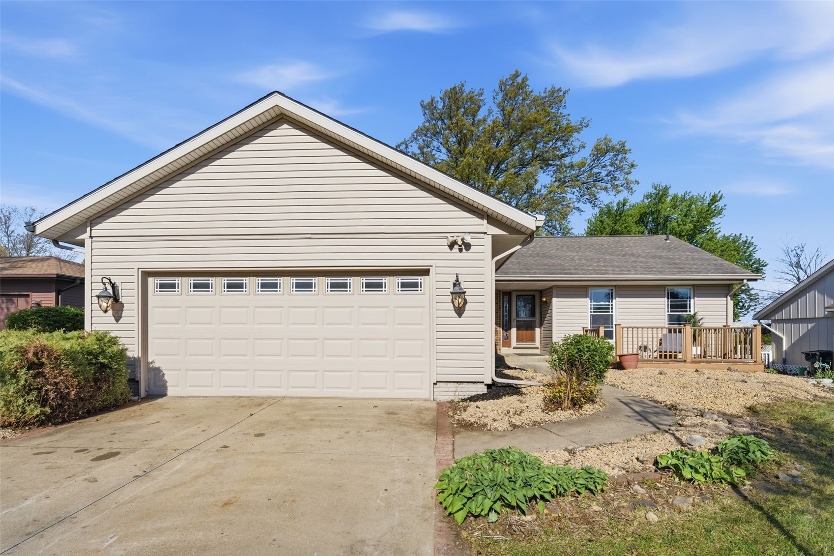 210 Stone Hedge Drive NW Cedar Rapids IA 52405