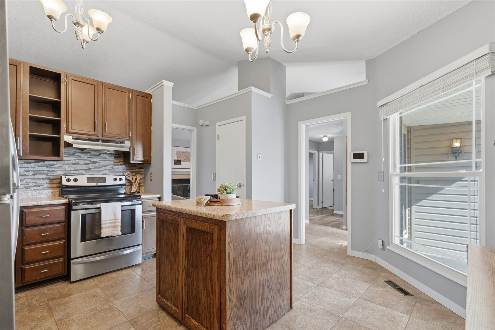 210 Stone Hedge Drive NW Cedar Rapids IA 52405