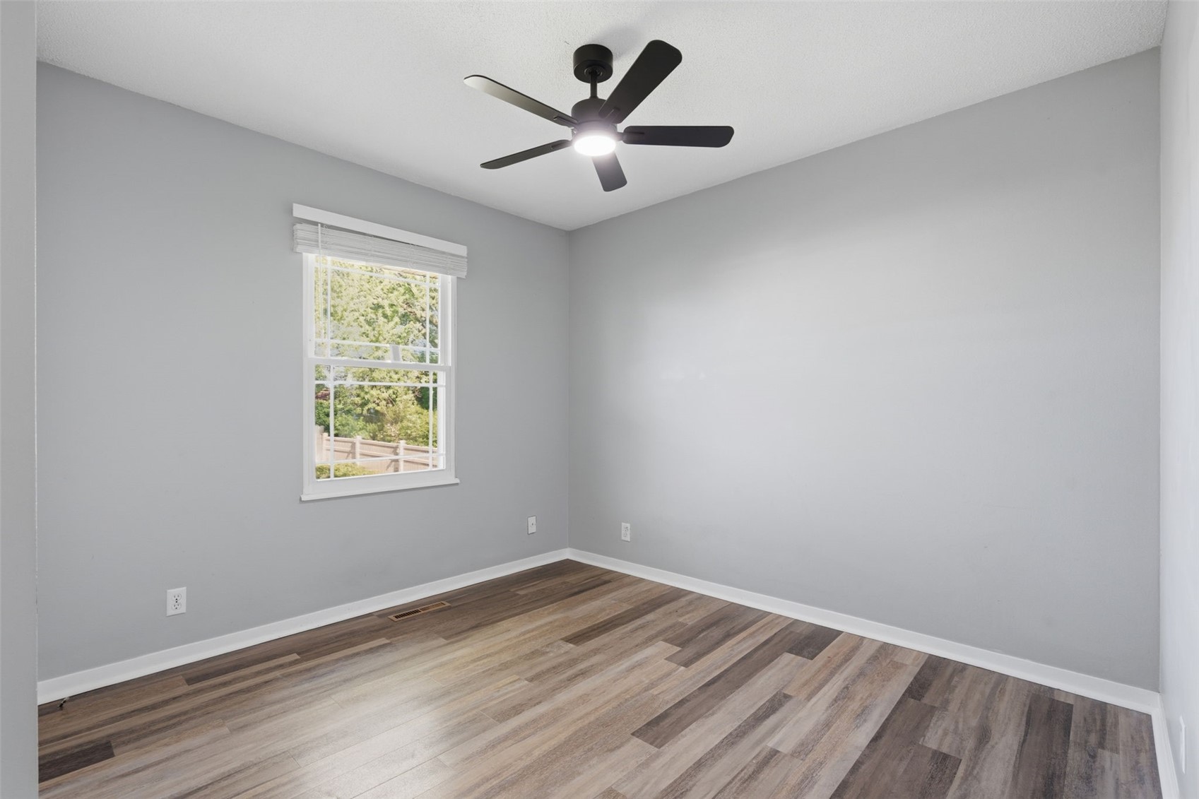 210 Stone Hedge Drive NW Cedar Rapids IA 52405
