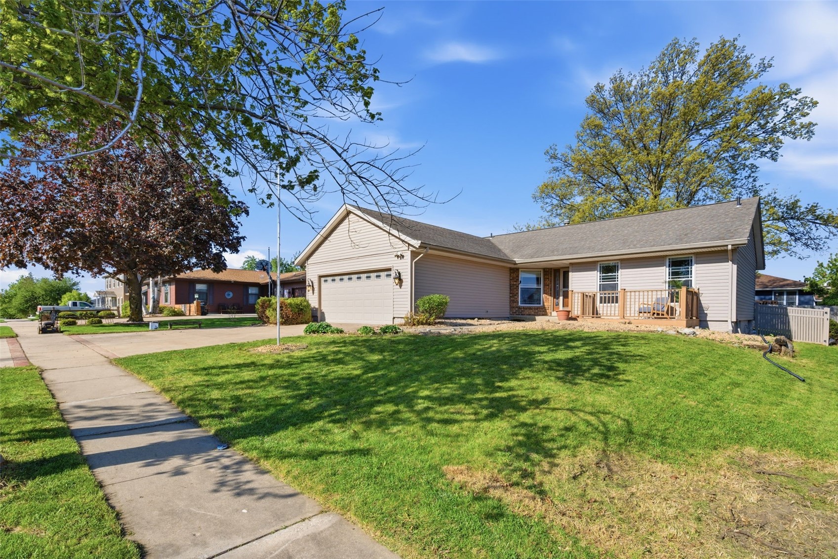 210 Stone Hedge Drive NW Cedar Rapids IA 52405