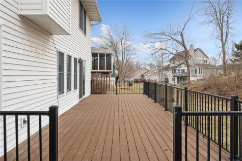1617 Whitters Way NW Cedar Rapids IA 52405