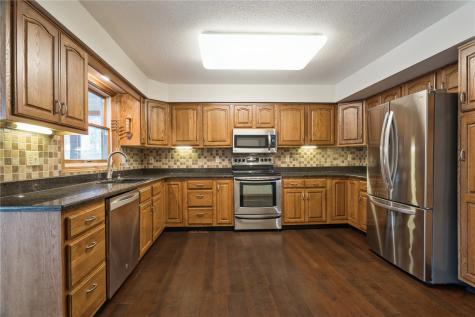 1617 Whitters Way NW Cedar Rapids IA 52405