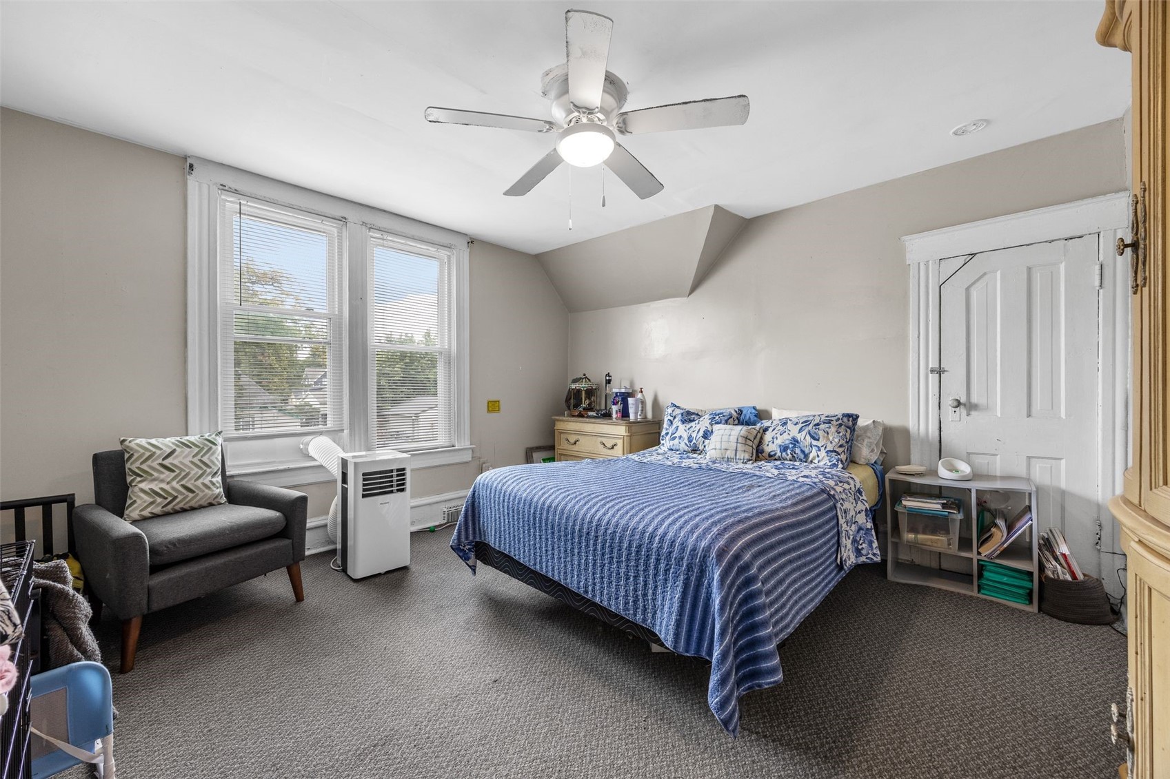 916 B Avenue NW Cedar Rapids IA 52405