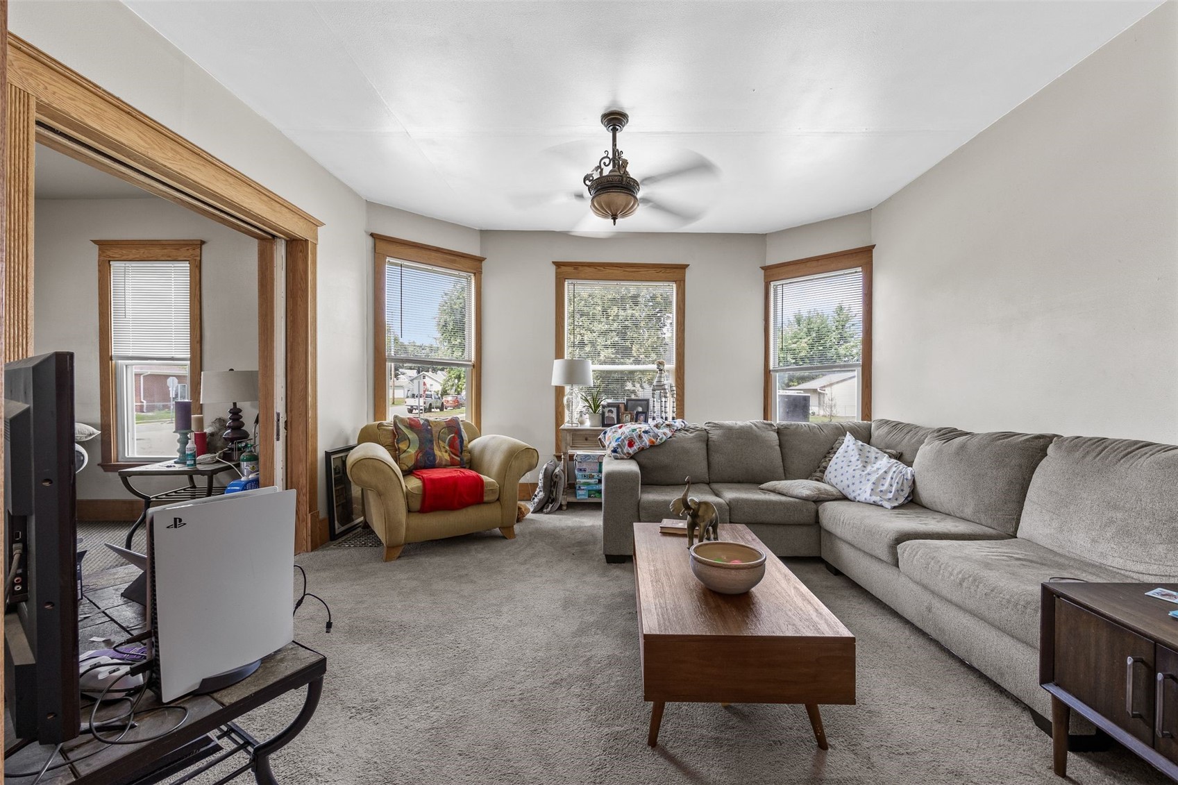 916 B Avenue NW Cedar Rapids IA 52405