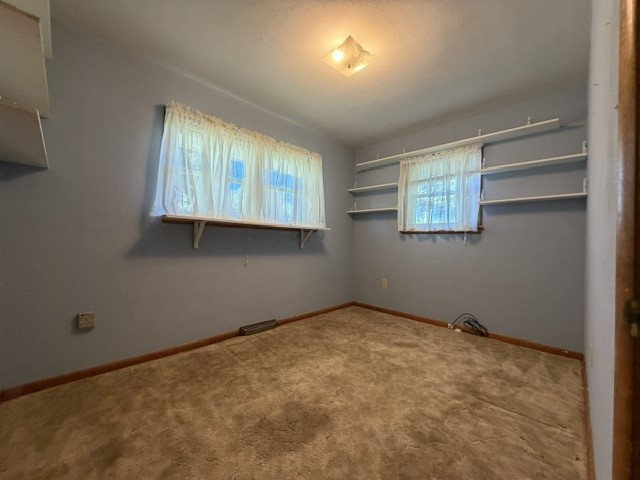 540 E Linn Street Coggon IA 52218