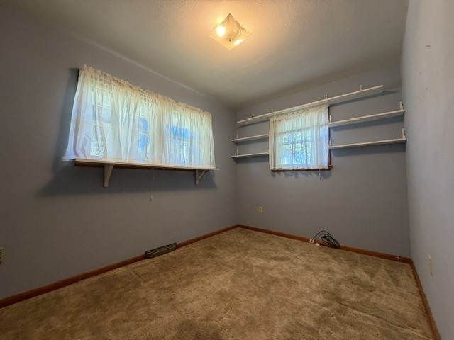 540 E Linn Street Coggon IA 52218